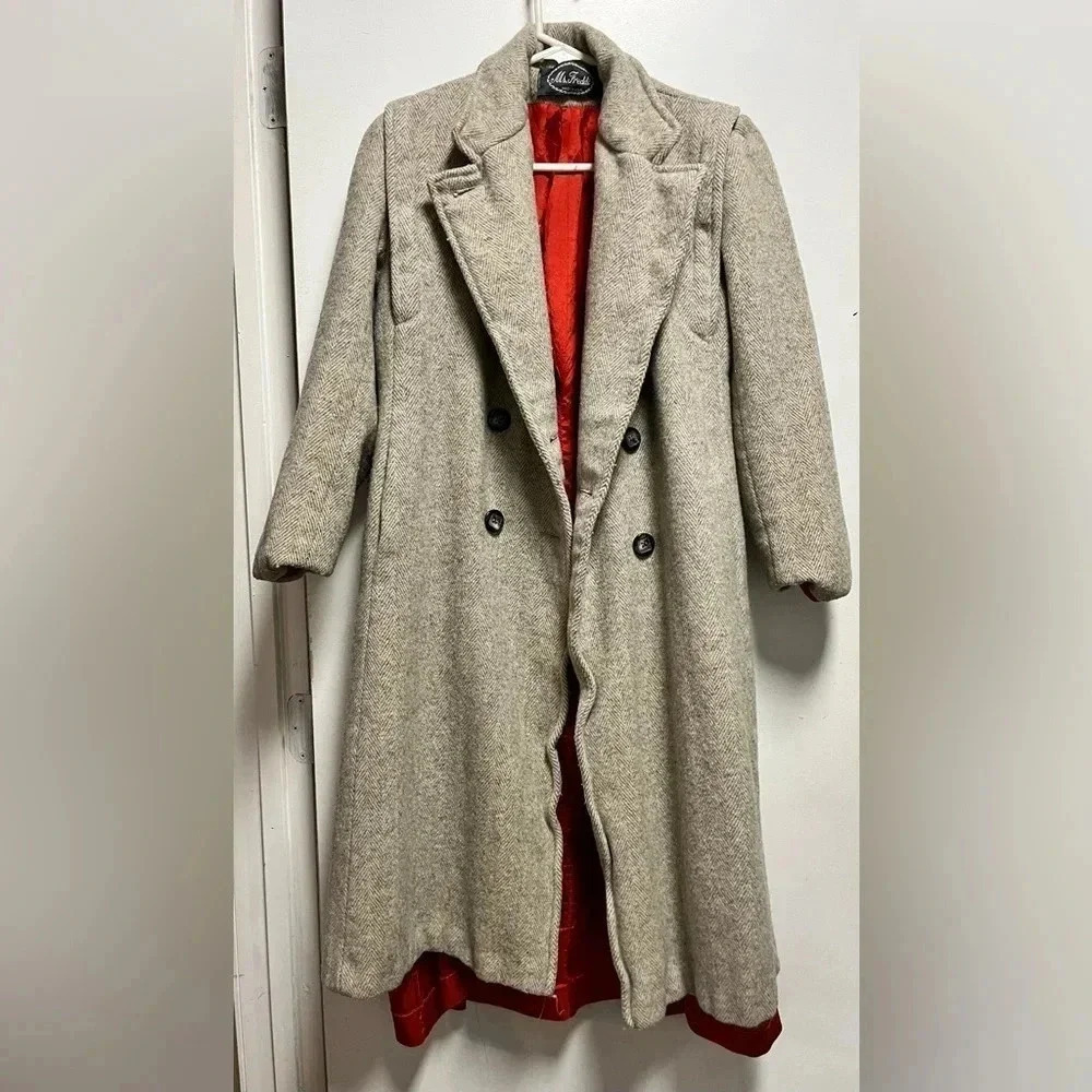 Ms. Freddi Vintage Womens Grey and White Herringbone Double-Breasted Coat - Picture 5 of 5